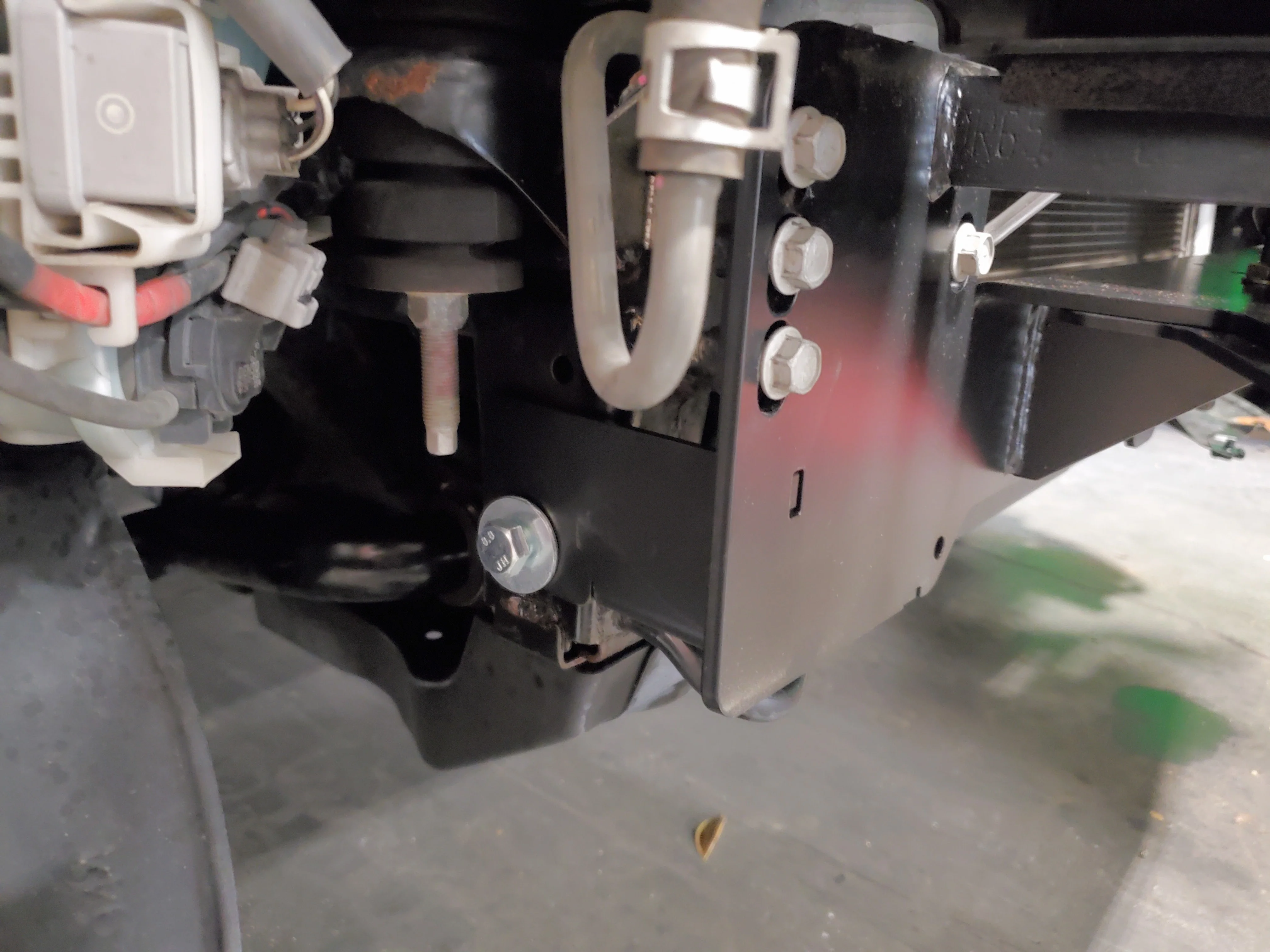 Adjustable Hidden Winch Mount with Recovery Points - GX460 - Image 13